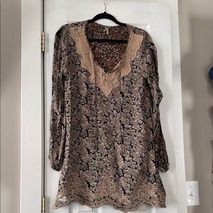 BKE Floral Lace Blouse - Brown and Cream